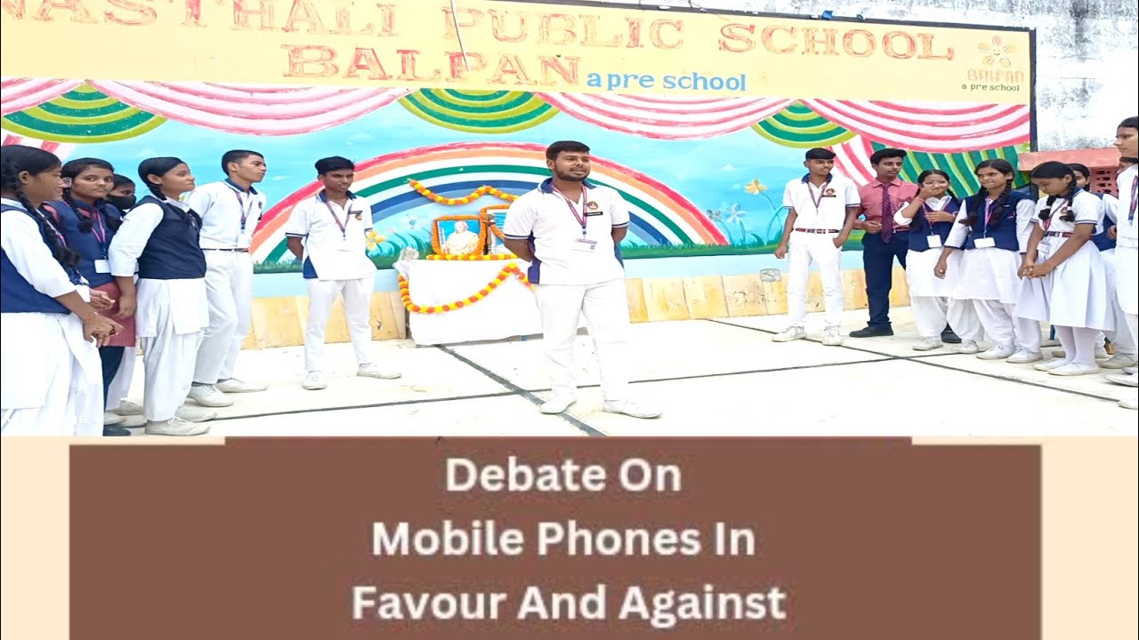 Debate on Mobile Phones in Favour And Against/ मोबाइल फोन का नुक्सान और फायदे को लेकर बहस बच्चों में