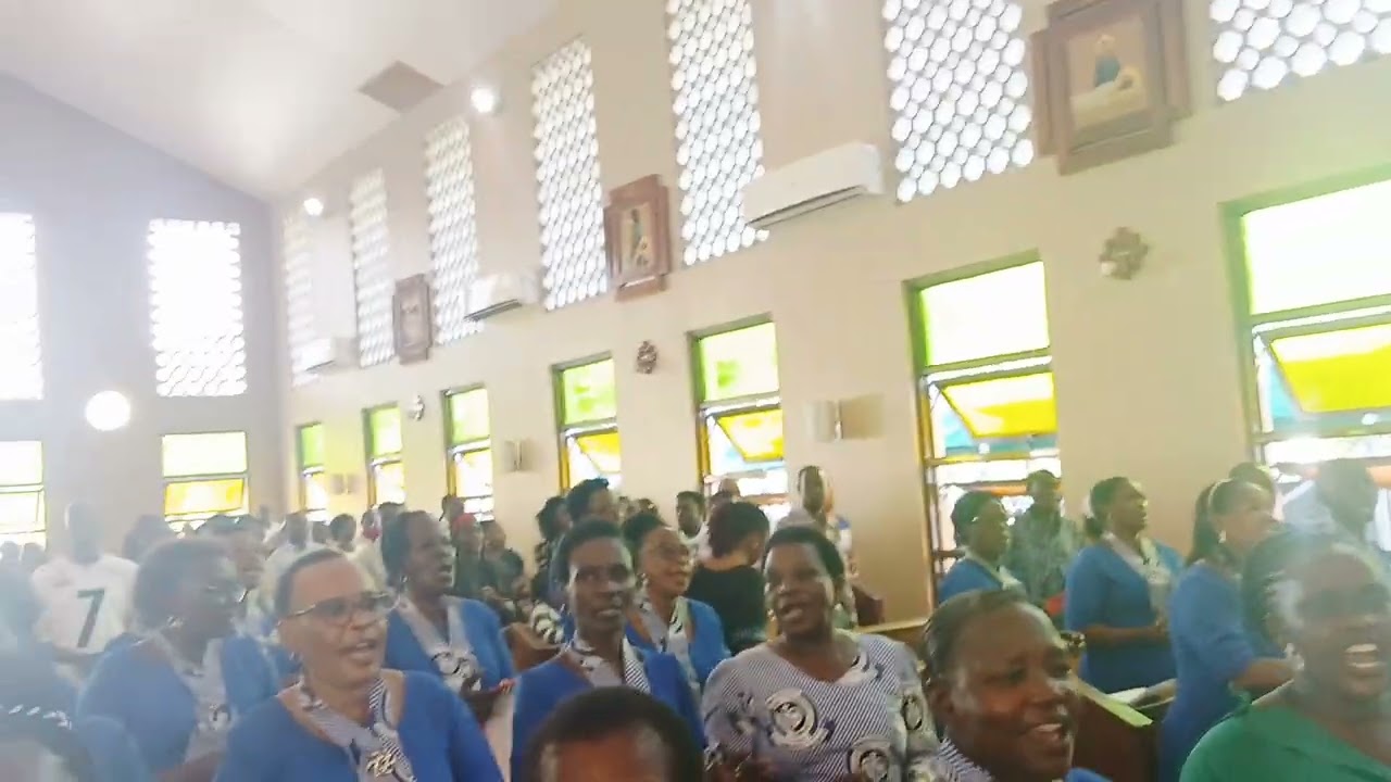 #ADHIMISHO LA MISA TAKATIFU DOMINIKA YA NNE MWAKA A WA KANISA KUTOKA PAROKIA YA MT BONAVENTURA