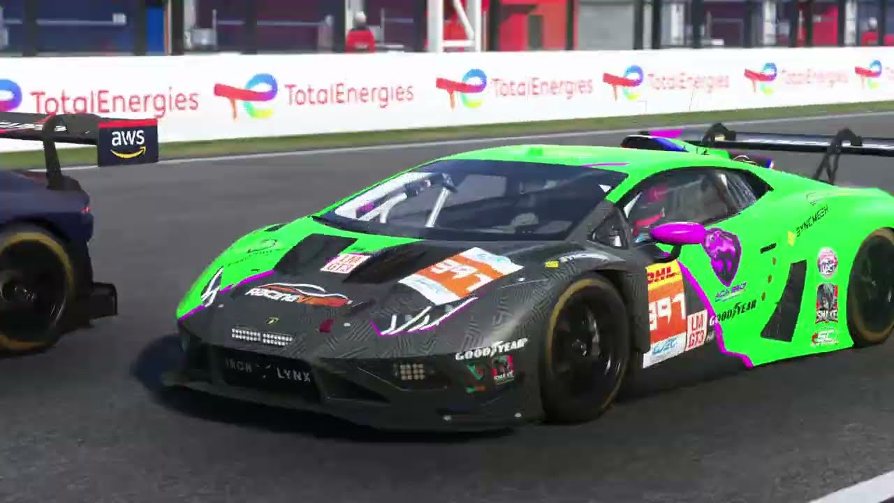 Evénement 2.4H SPA Le Mans ultimate - Bataille et timelap Raidillon