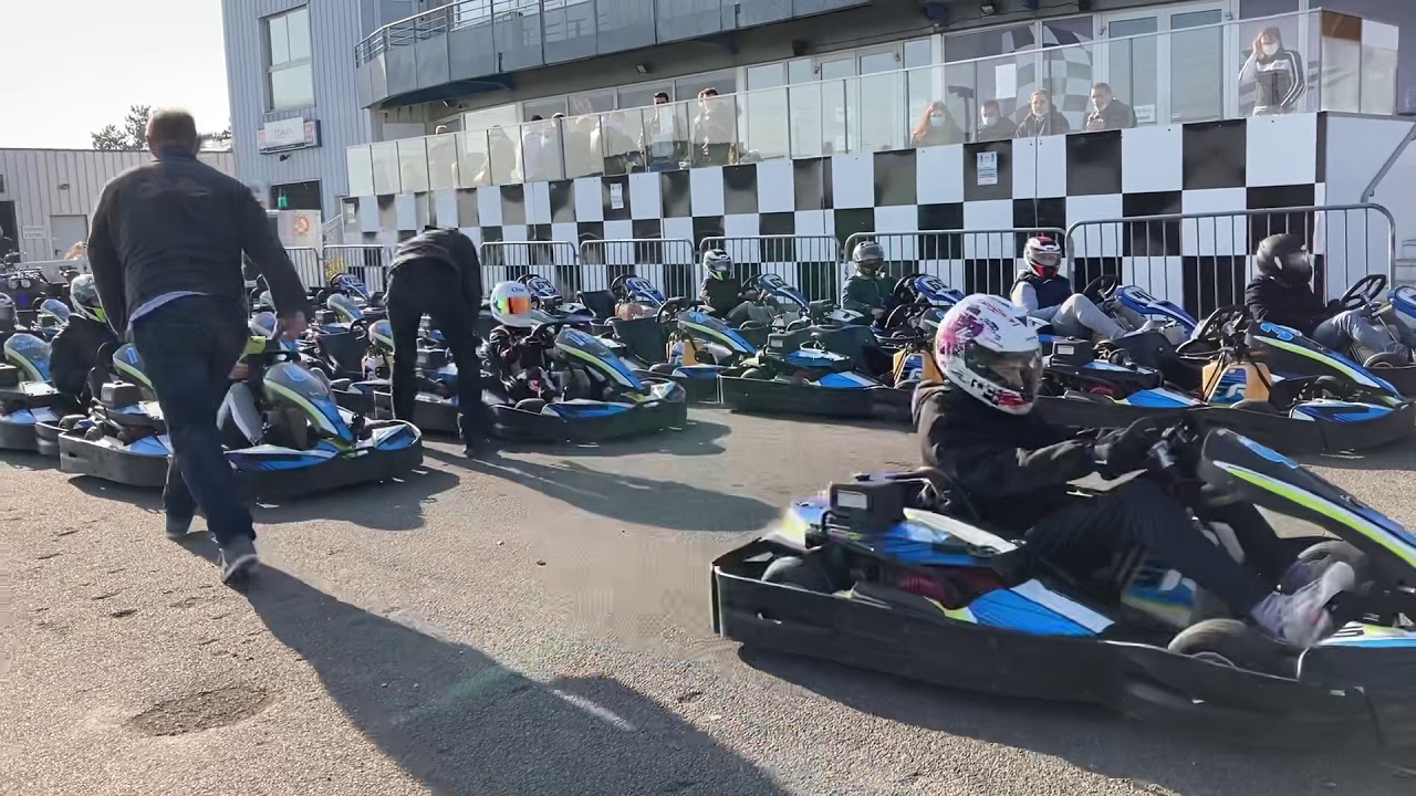 VIDÉO. À toute allure sur la piste de karting de Mer (Loir-et-Cher)