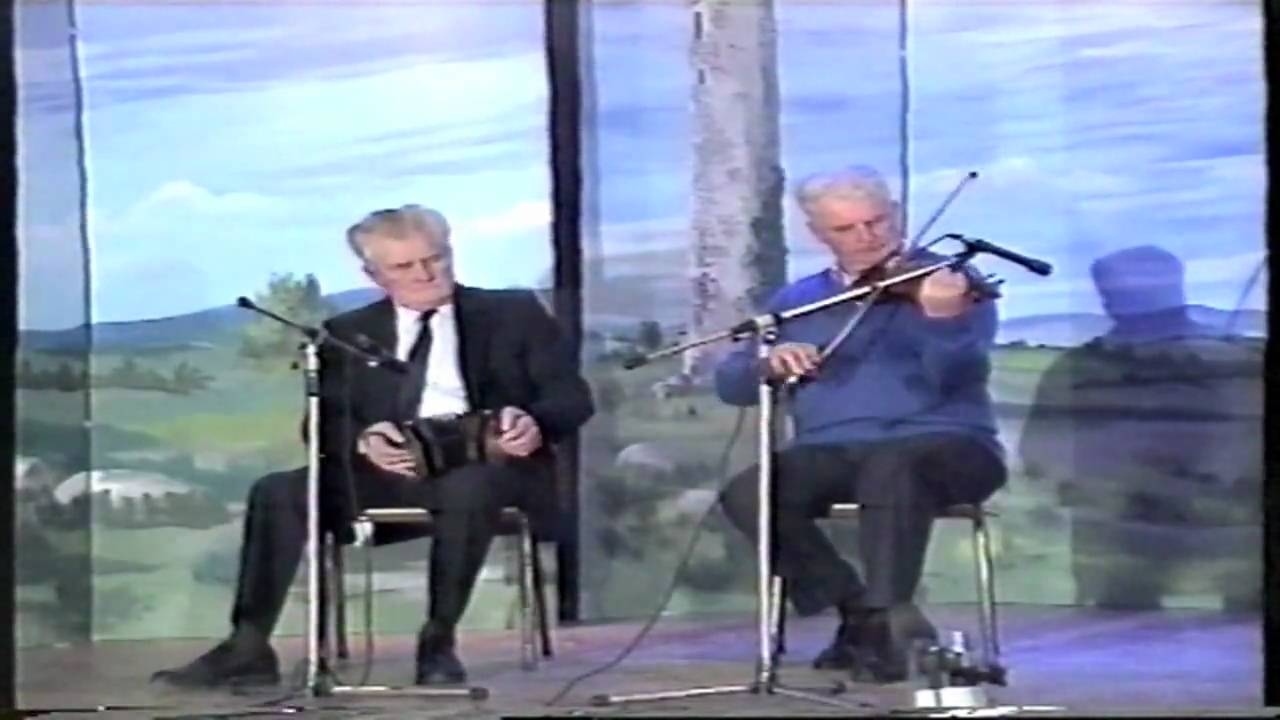 Paddy Murphy (Concertina) & Peadar O'Loughlin (Fiddle) play a set of reels 1991