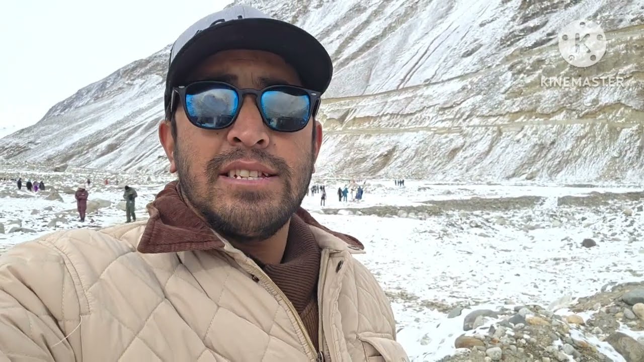 Shinkula Pass: Where Ice Meets Adventure