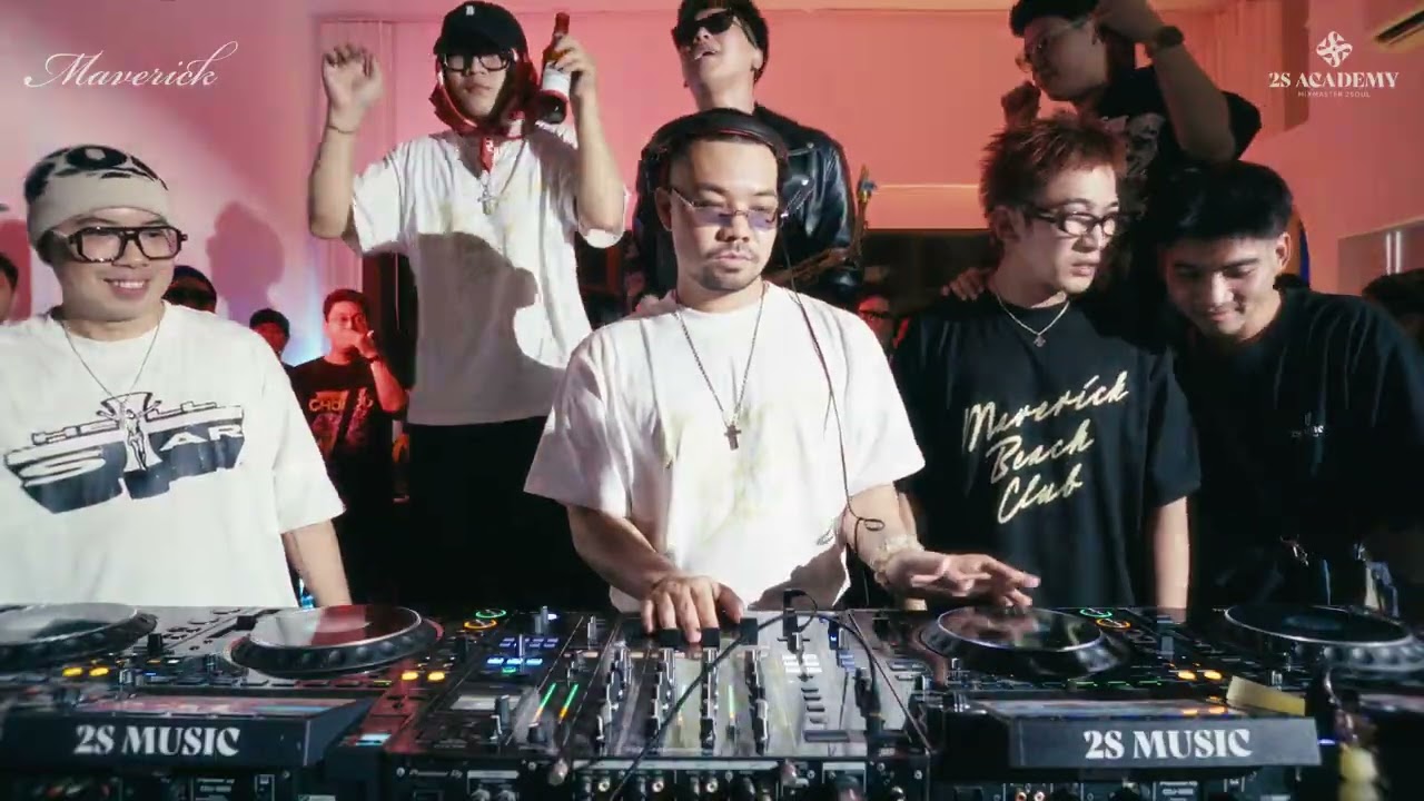 NEON BLOOM #1 l THAY TUAN ft Thisax