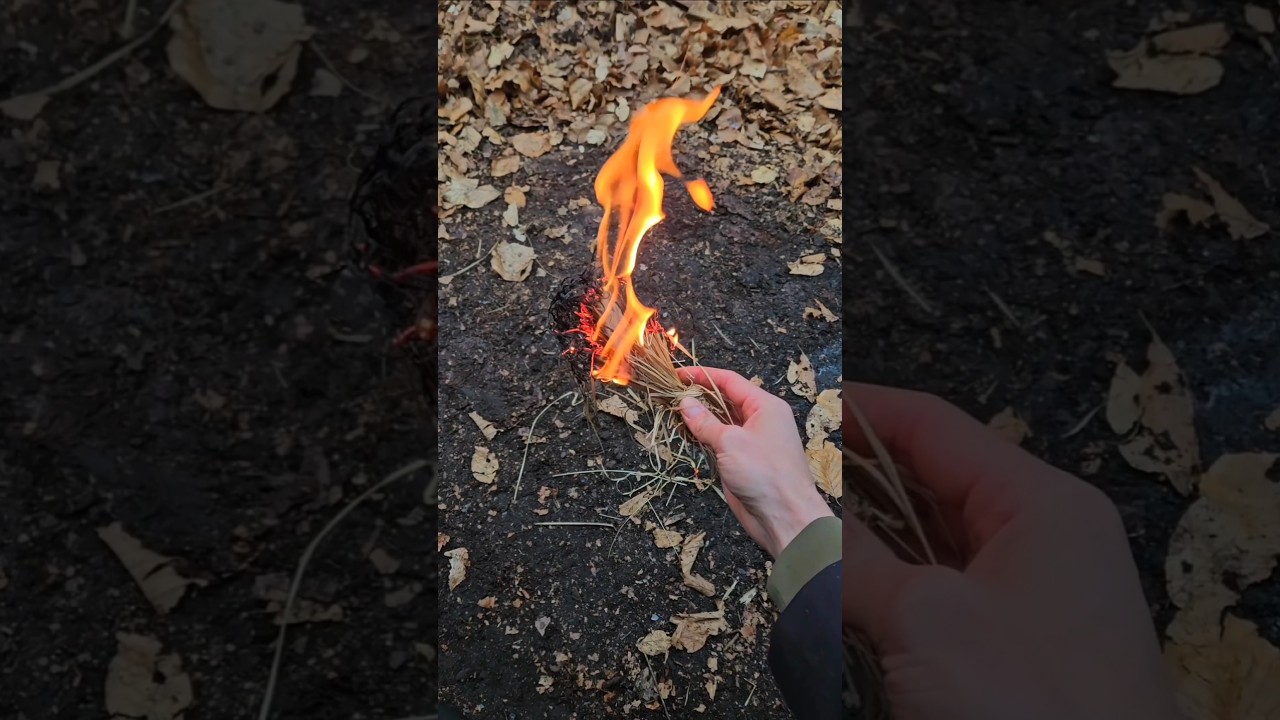 Feuerschlagen, eine der &auml;ltesten Feuermethoden der Menschheit 🔥✅️ #survival #primitive #skills