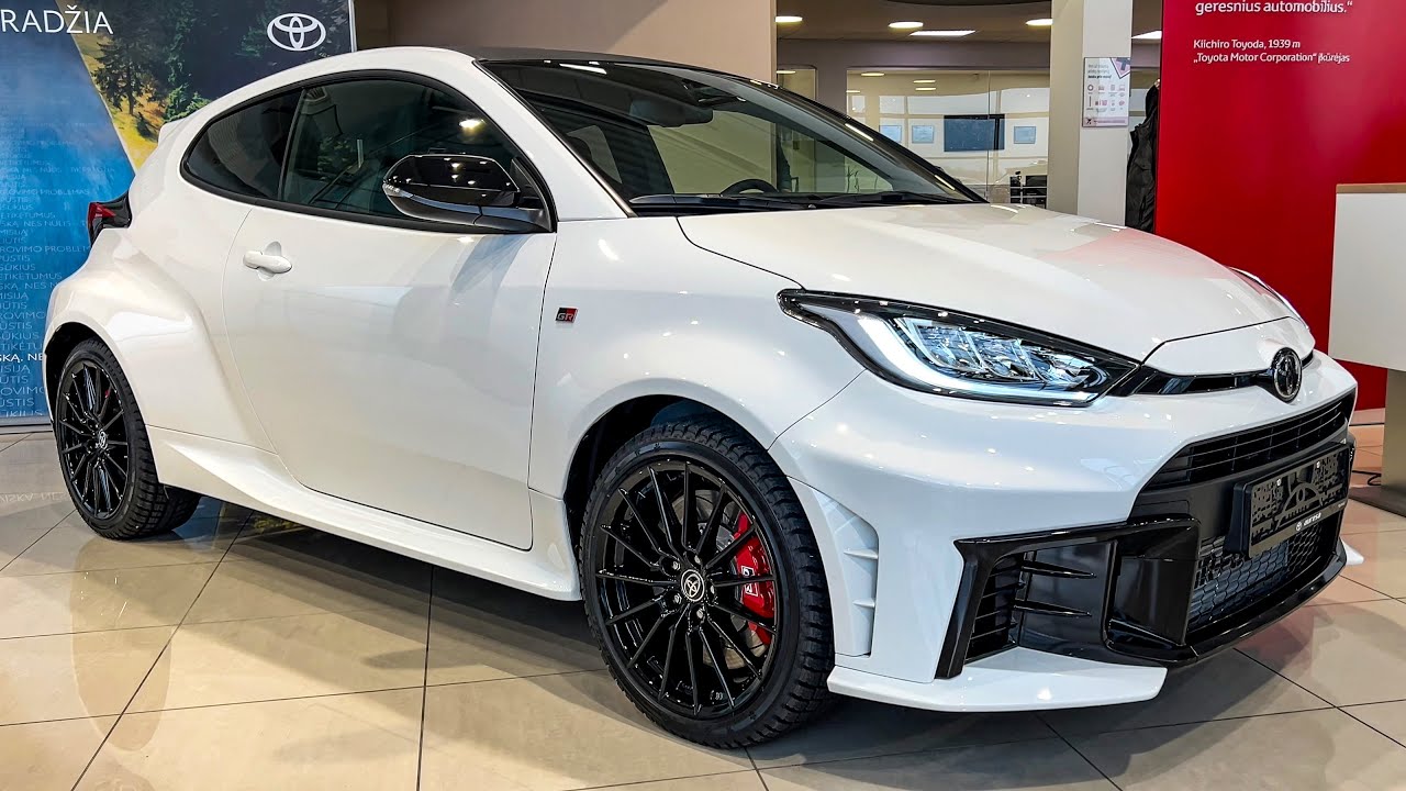 2025 TOYOTA GR YARIS WALKAROUND