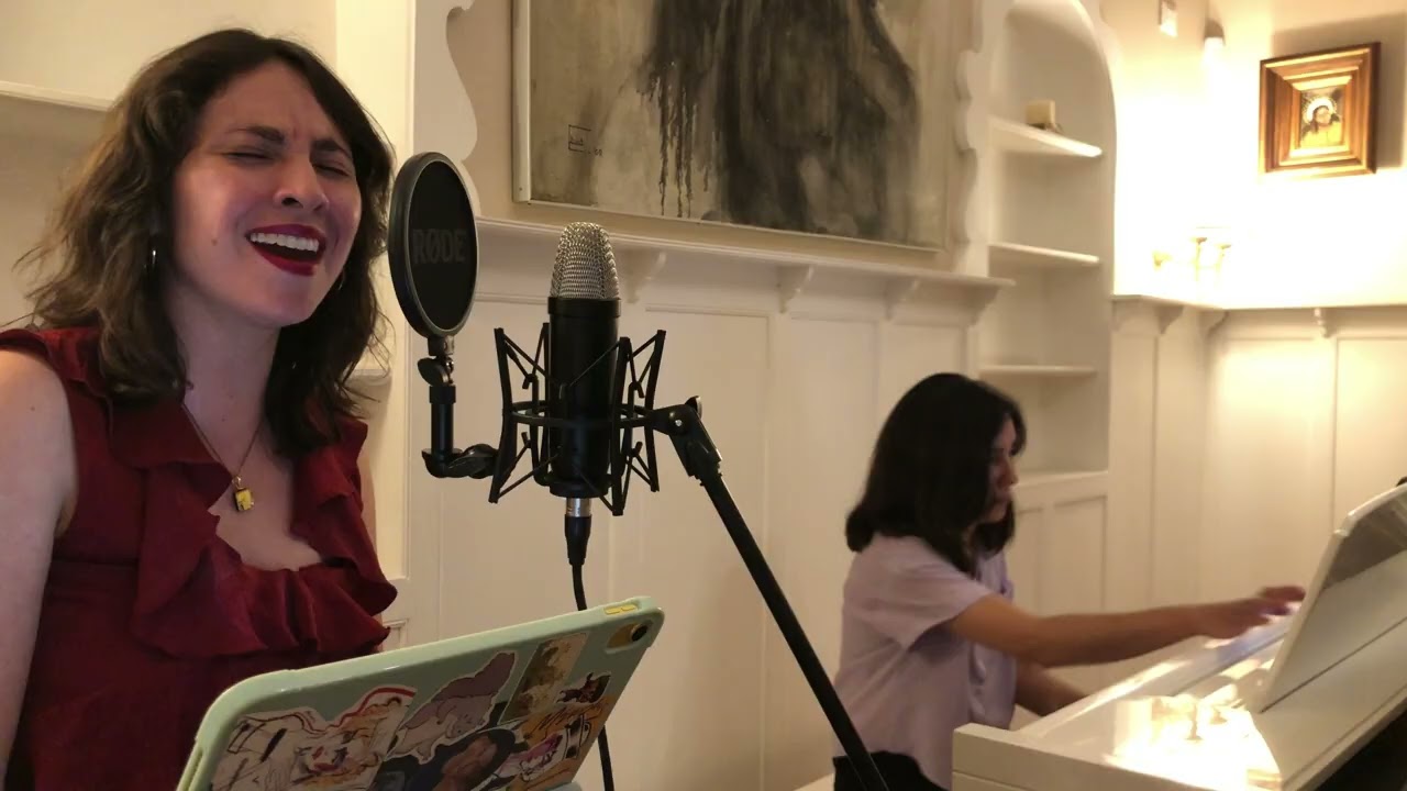 Chandelier-Sia (cover)