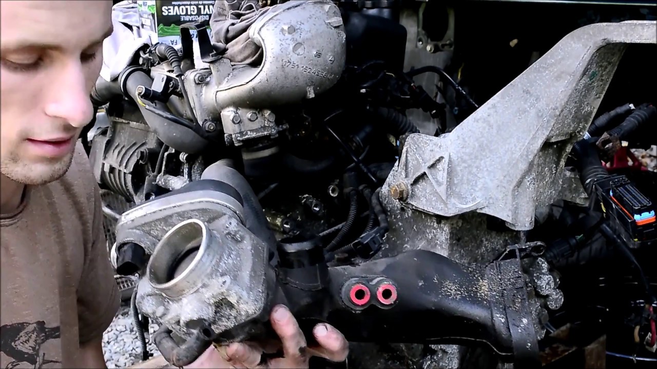 MINI Cooper Transmission Removal / Checking the Dual Mass Flywheel