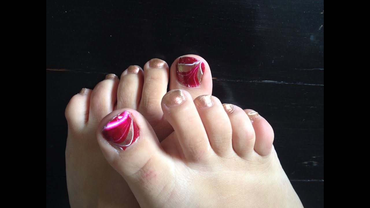 Water marbling toe nail tutorial