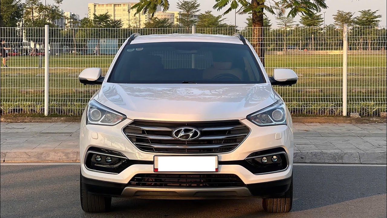 Bán Huyndai Santafe 2018 máy dầu chạy 9v km xe đẹp hiếm có không đối thủ zin giá 6 đồng lh0364750403