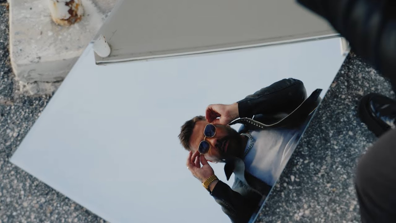 Hueston – Trade Your Heart For Mine (Official Music Video)