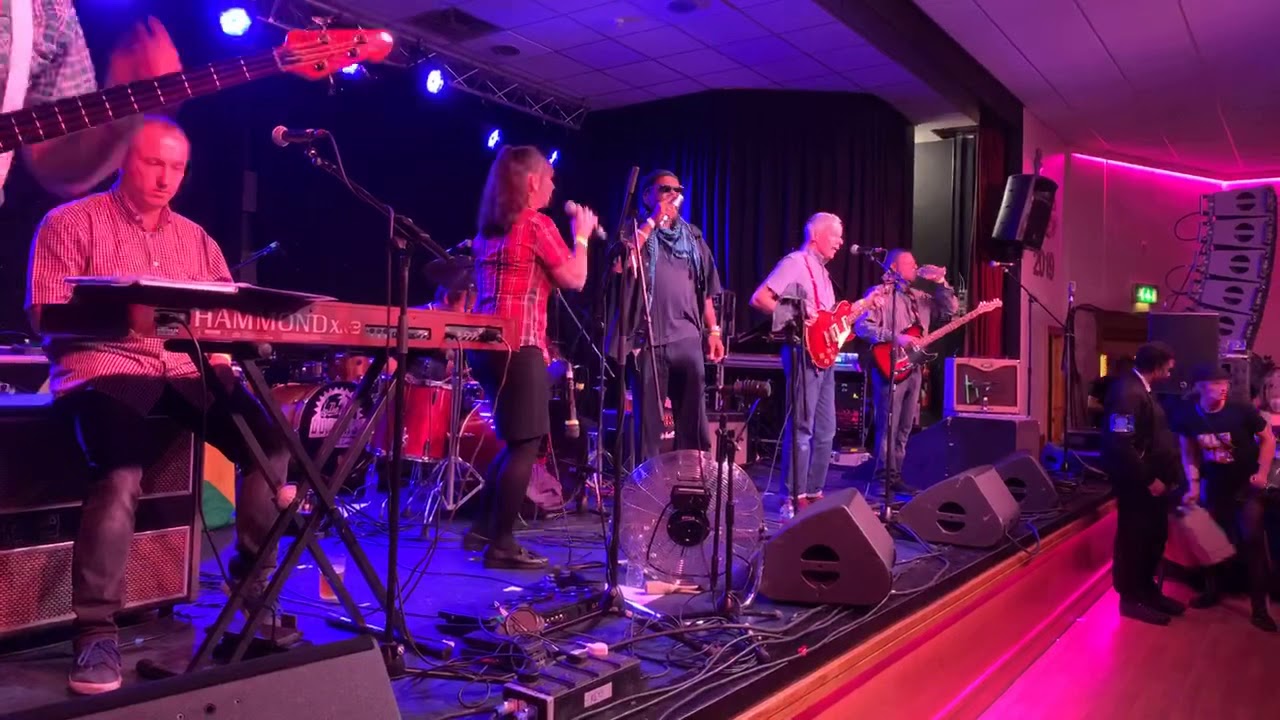 Stop The Train (Live Irish Centre, Leeds)