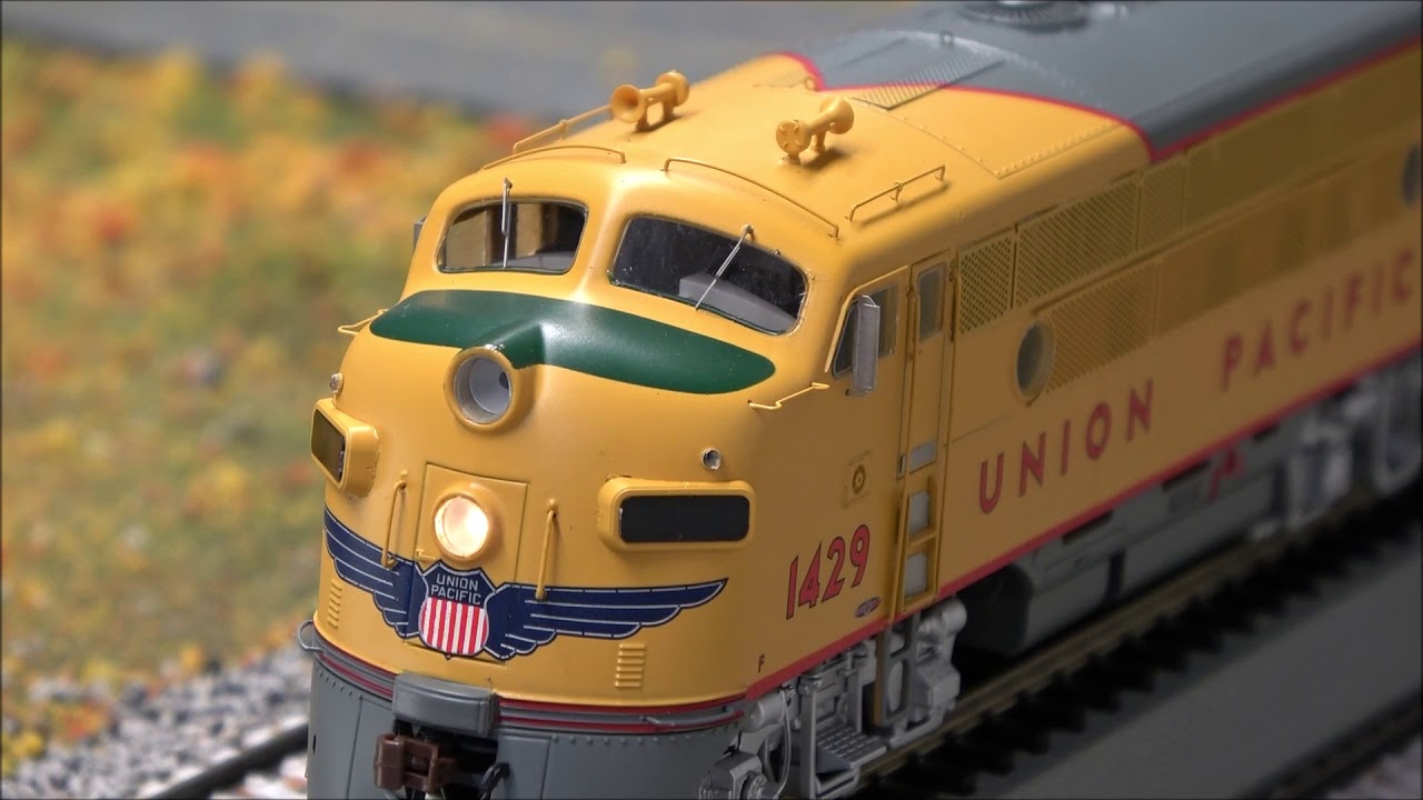 Product Demo: Athearn Genesis F3A/F3B w/Tsunami 2 Sound!