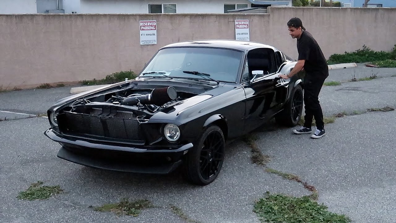 Первая поездка на моем классическом Mustang от Coyote Swap!!!