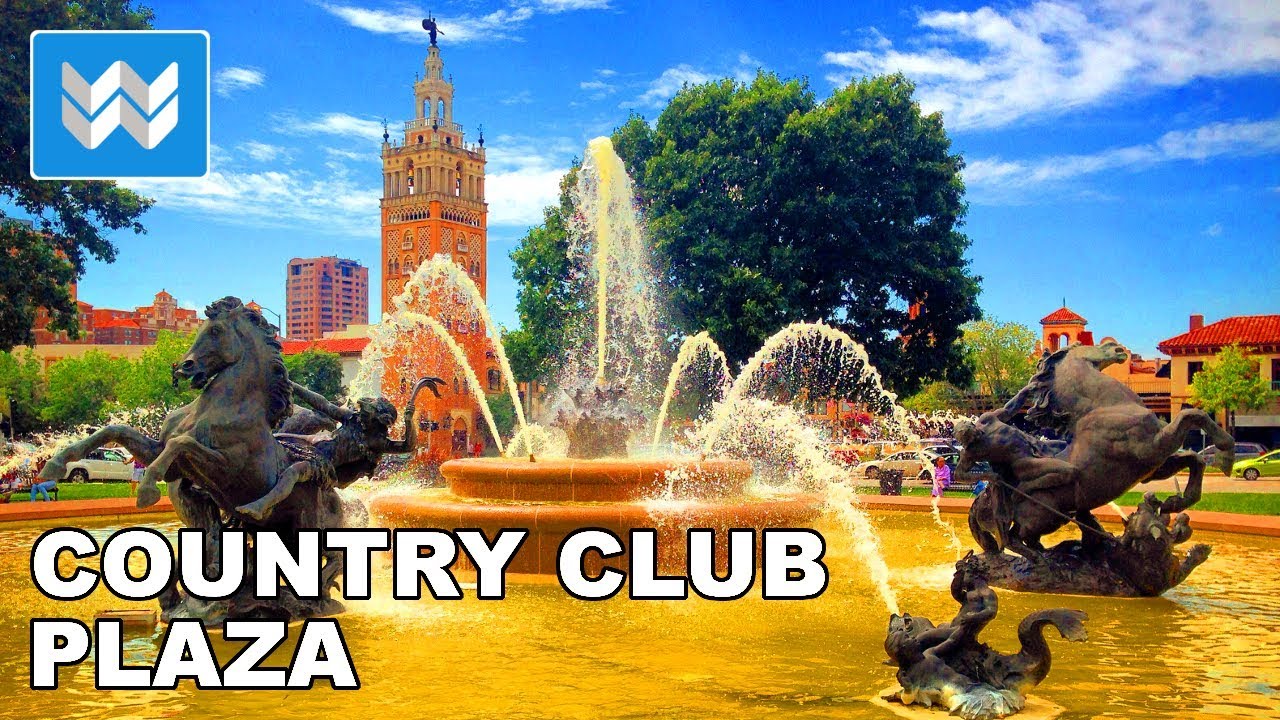 Walking around Country Club Plaza in Kansas City, Missouri