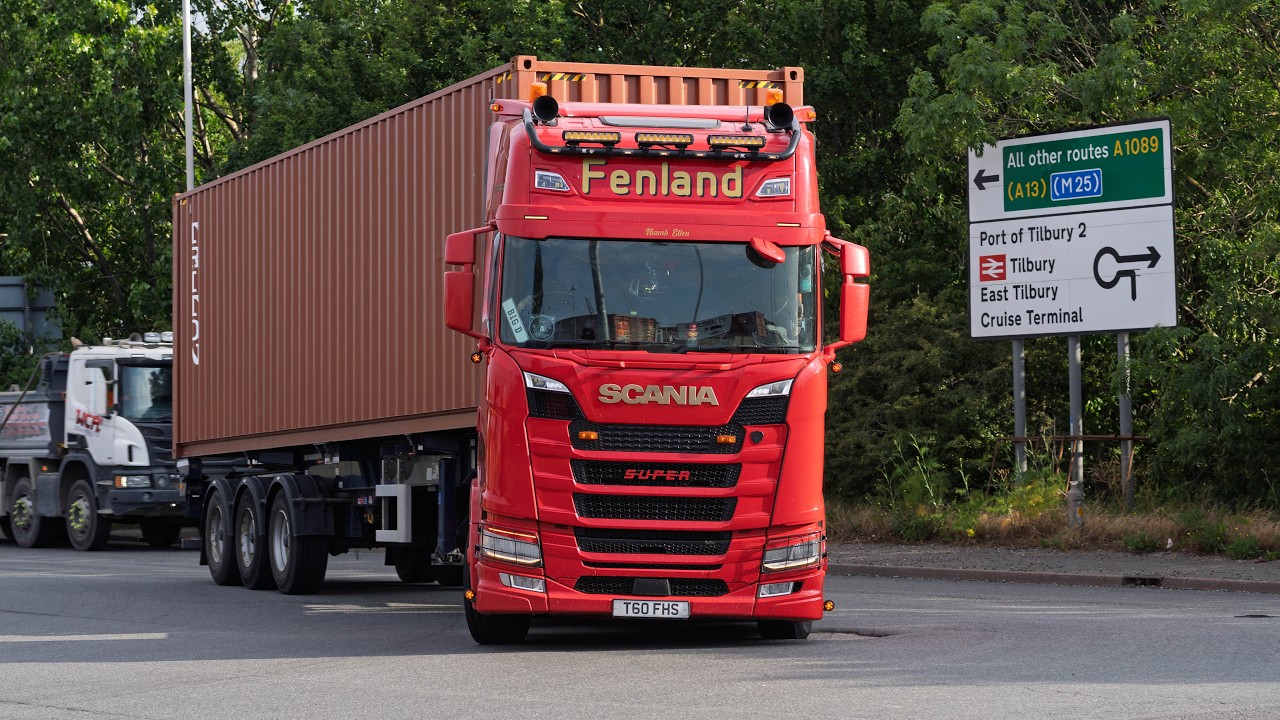 Truck spotting Tuesday at Tilbury Docks  (4K)