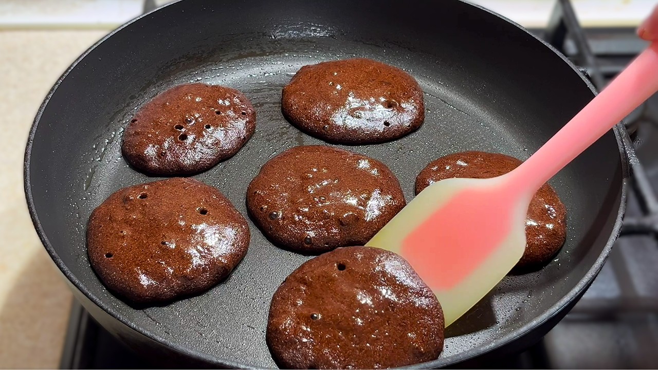 У вас есть банан и какао? Приготовьте вкуснейший десерт на завтрак без муки и сахара!