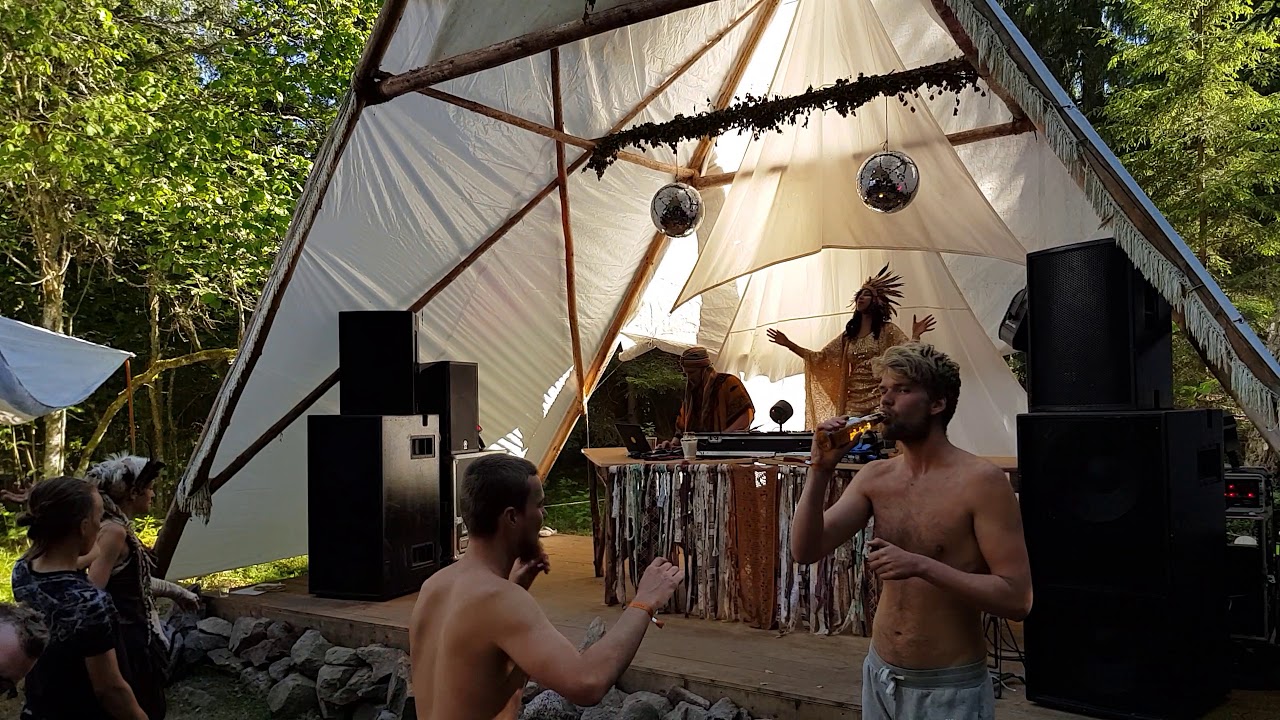 Kalya Scintilla Live @ Forest Star Festival 2018 part 1