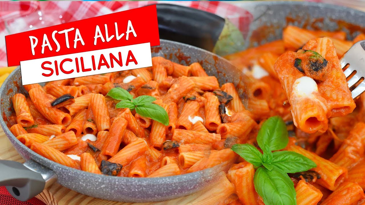 Pasta alla siciliana in padella: ricetta perfetta per l'estate