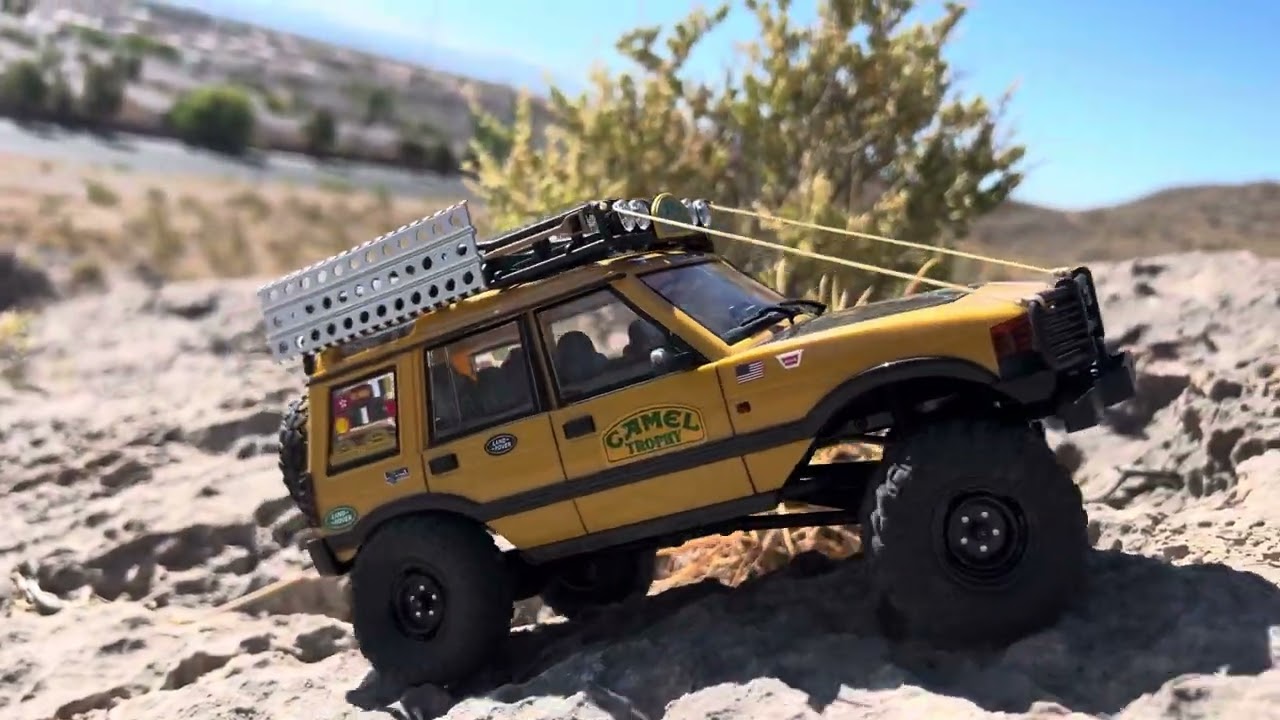 Fms fcx24m discovery.Testing its rock crawl ability with weighted wheels.#fcx24m #rccrawl