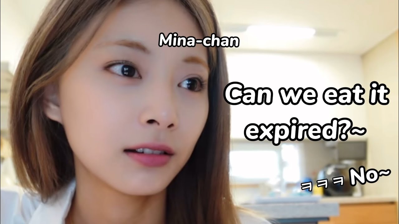 tzuyu *effortlessly* being funny that got the staff laughing out loud