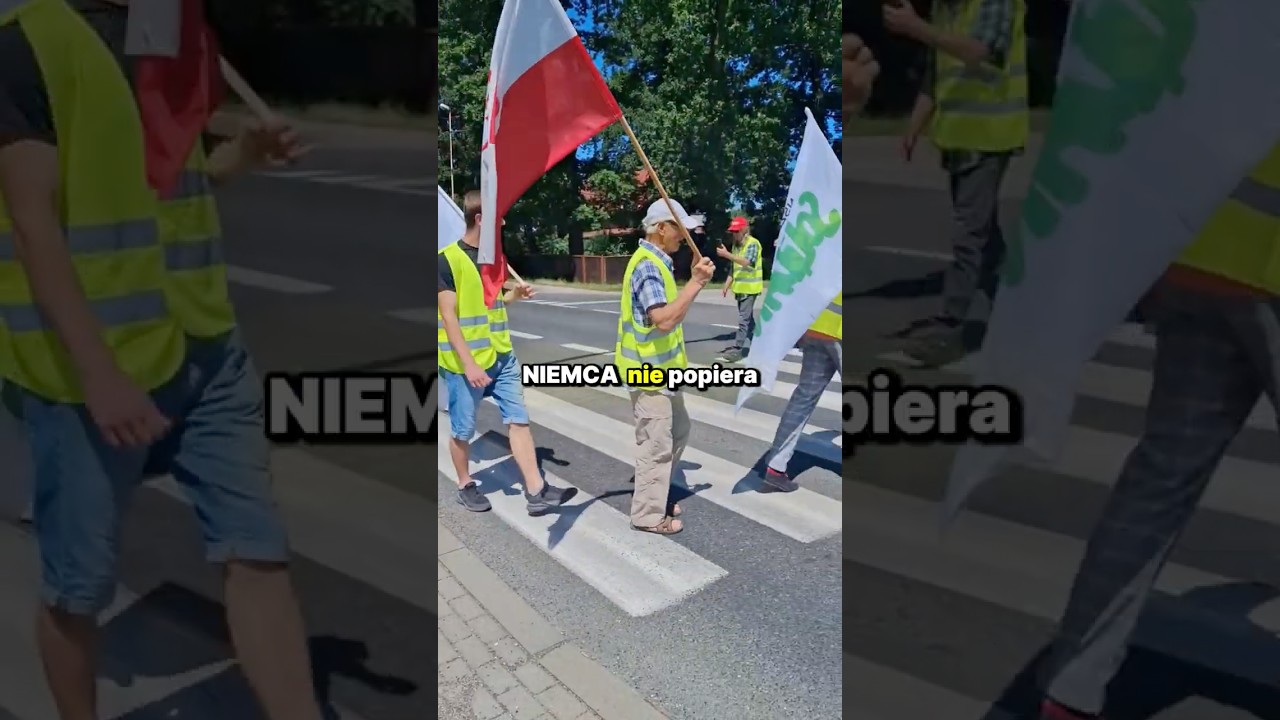 FARMERS PARALYZE ROADS! - new protest