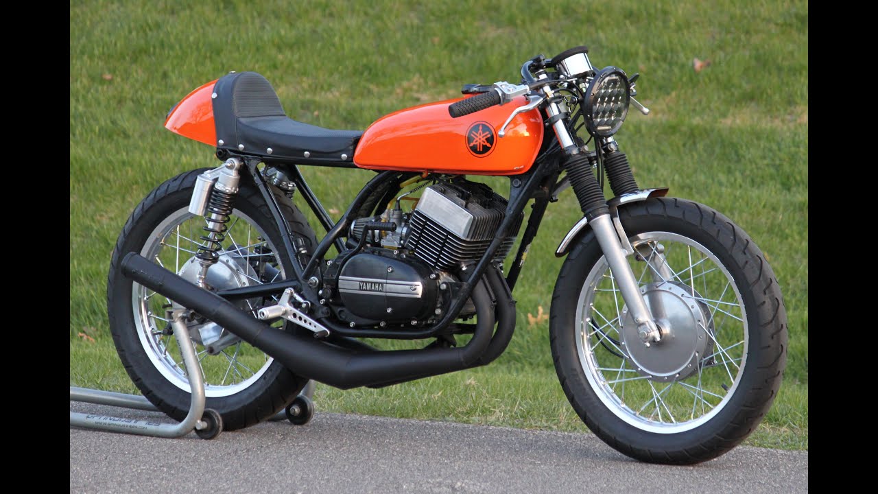 Walk Around - 1971 Yamaha R5 Café Racer