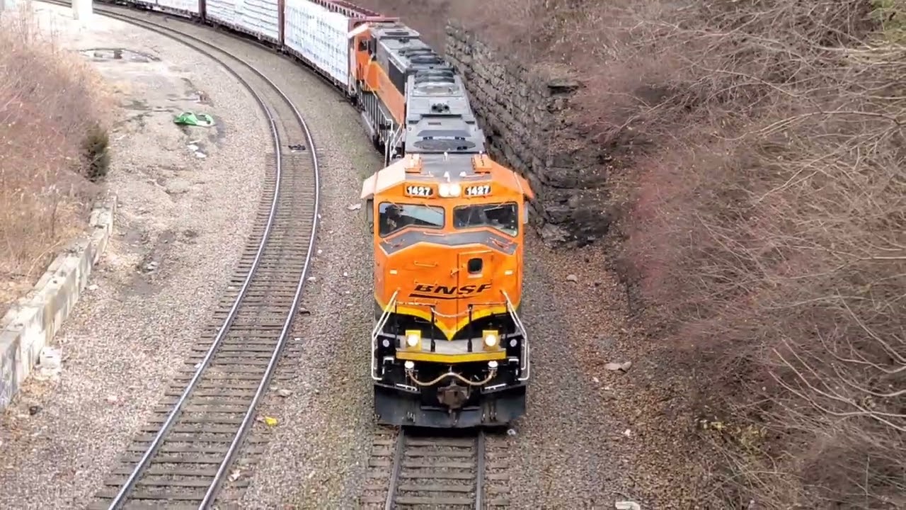 CLASSIC BNSF 6 & KILLER LASHUPS! Train action with executive Macs, foreign power bonnets, H1s & more