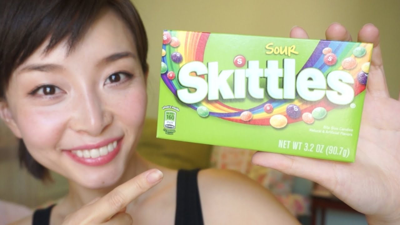 【海外お菓子】美味しすぎるソフトキャンディー!!スキットルズ サワー／Skittles Crazy Sours - 2015.8.28 SasakiAsahiVlog