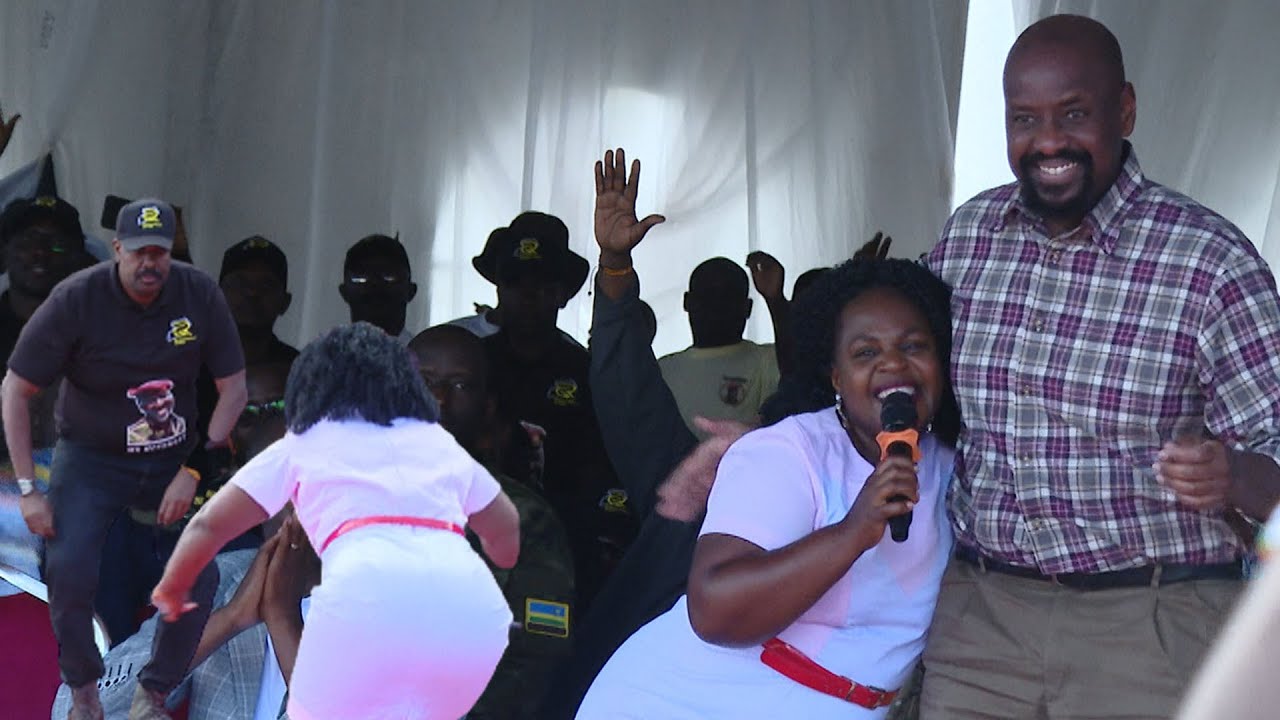 Gen Muhoozi & his uncle Sedrack Nzeire dancing with Peace Mbabazi#mukigatv