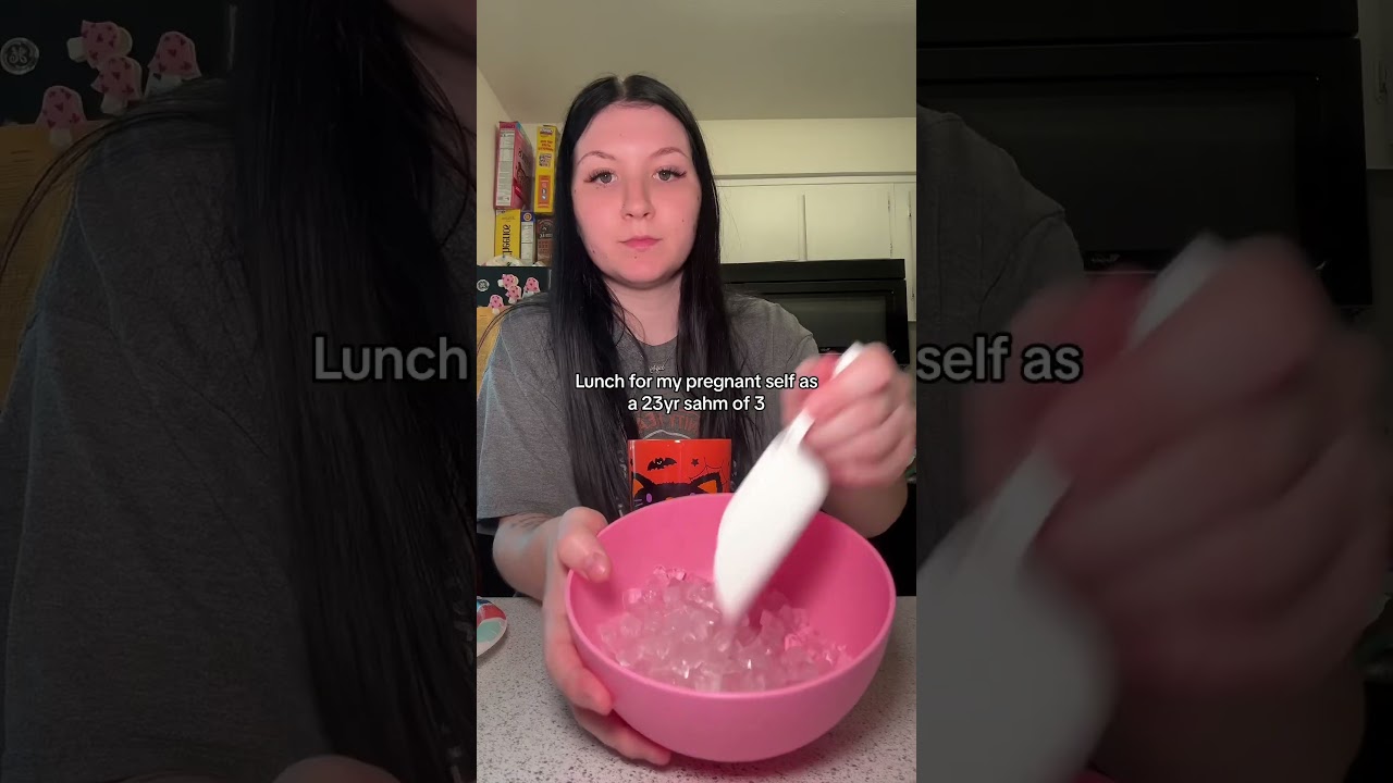 The kids already ate so just for meeee #sahmlife #sahm #pregnant #pregnancy