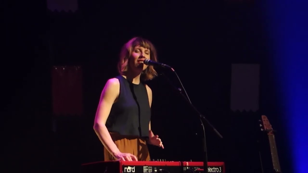 Buridane - Pourquoi Tu M'Fais Pas - Live at Cafe de La Danse - Paris 2023