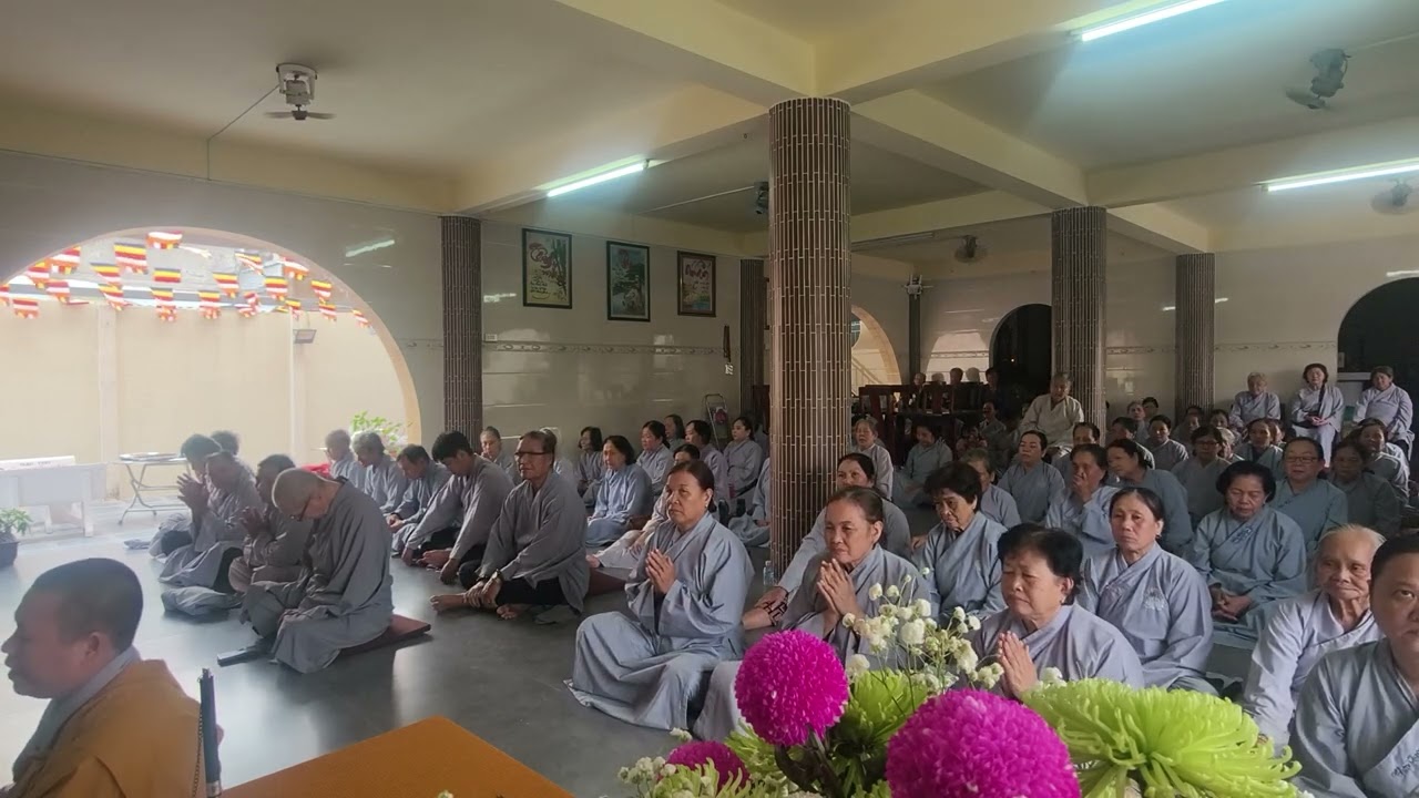 Thời khoá niệm Phật của đạo tràng Chùa Hồng Phước.