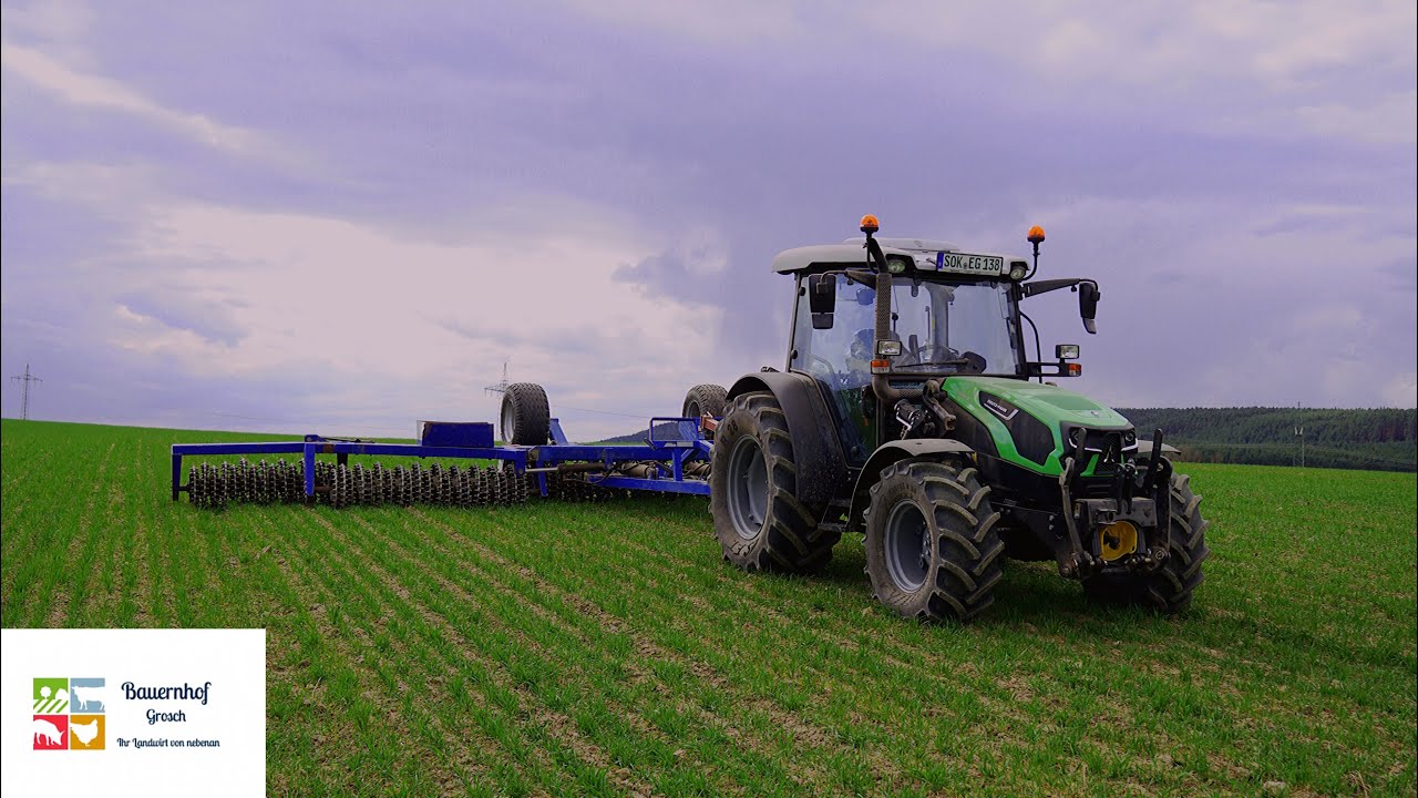 Cabview Deutz Fahr 5090.4d beim Gerste Walzen