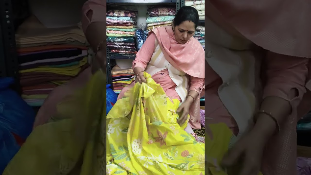 Sale video 1050 wale suits sirf 600 me jaldi lut loooo