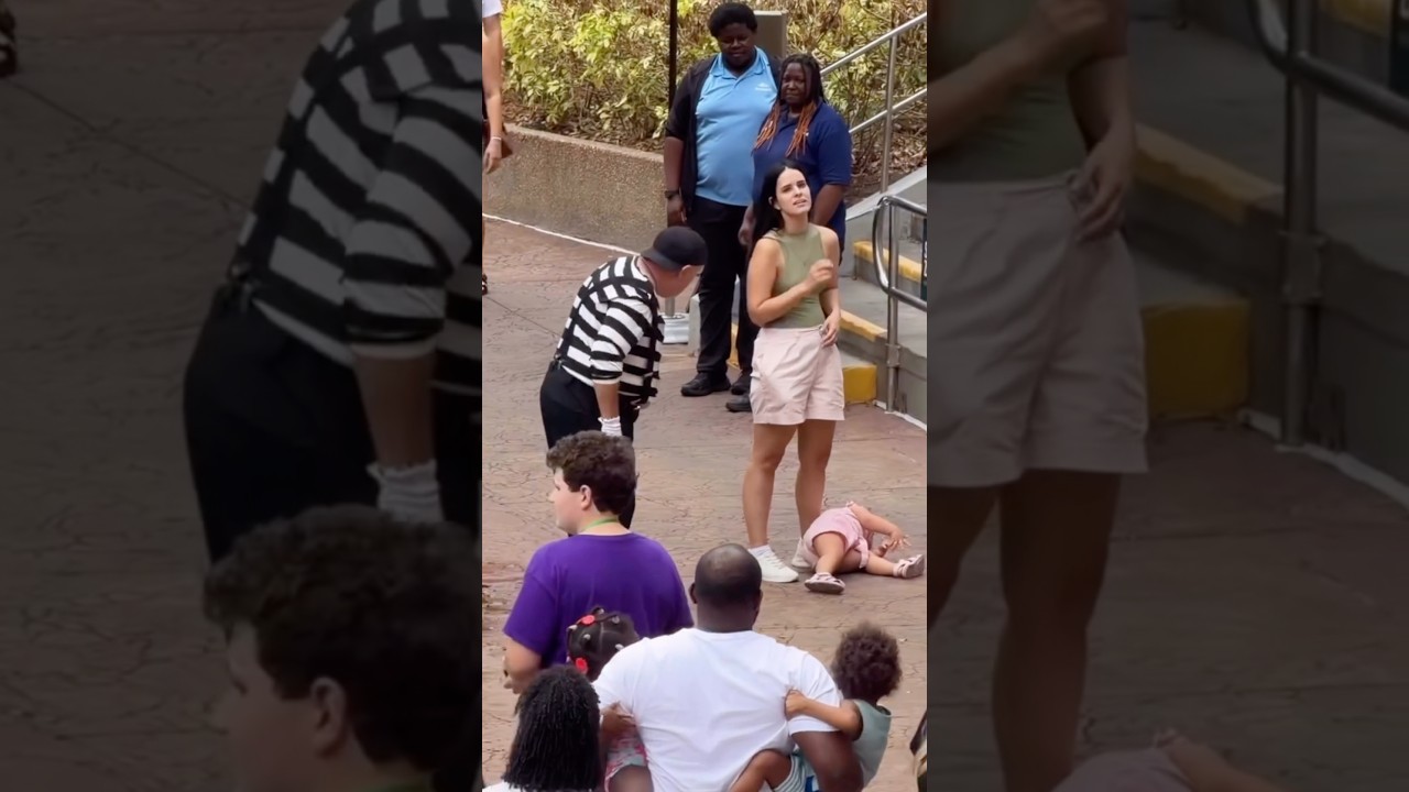 One of the funniest Tom the Mime moments yet 😂😆 #seaworldmime #tomthemime #funny #shorts