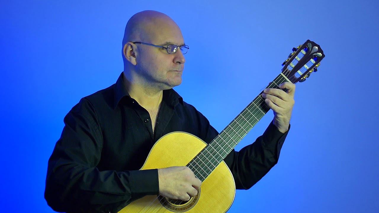 Rondo op. 241 (F. Carulli) - Book 4 / 45