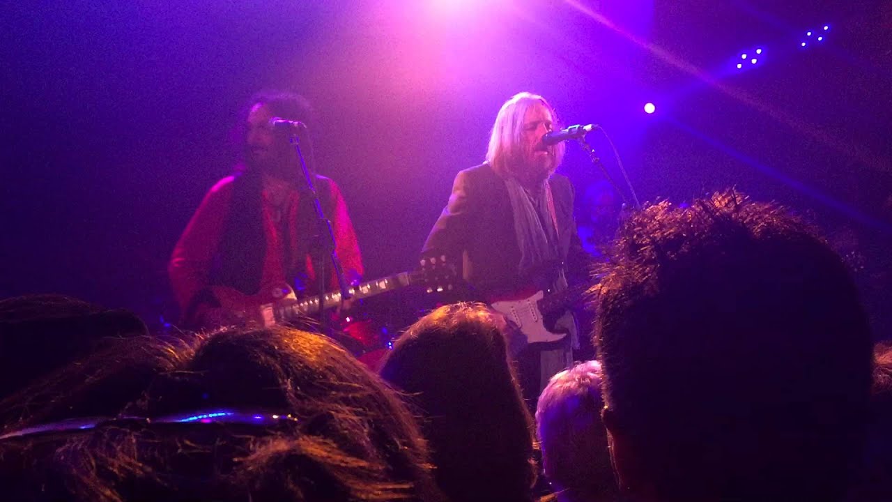 Tom Petty & the Heartbreakers - Dogs on the Run (Merry Minstrel 4 @ the Troubadour)