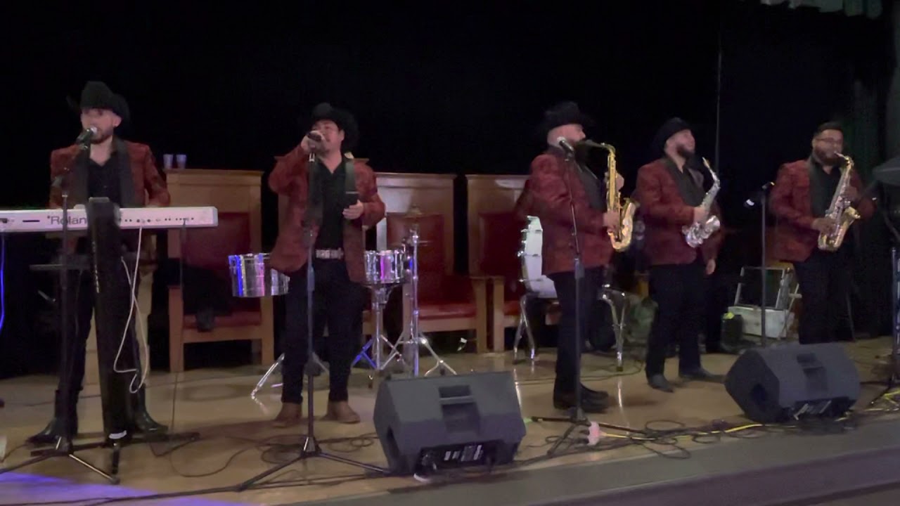 Banda Dorado Show - Valente Quintero