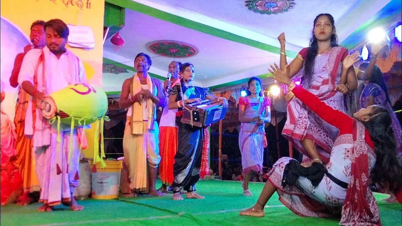 HARIPUR KIRTAN ( ବାରିପଦା) ଝିଅ ଦୋଳ   ସୁନ୍ଦର ବାଦ୍ୟ ଓ ନୃତ୍ୟ ପରିବଷଣ 👌👌
