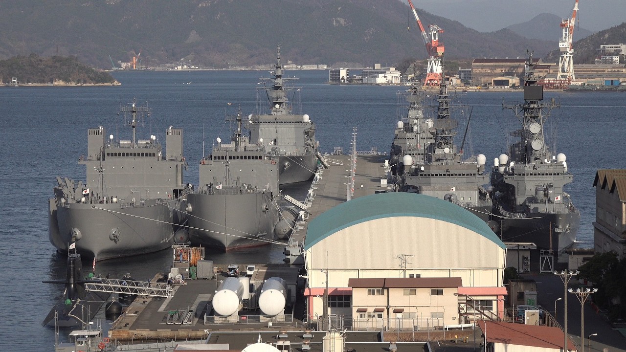 2026海上自衛隊呉基地空母KAGA「3月01日（日）空母KAGA・2次改造工事中🇯🇵3月突入⚓呉基地では？」
