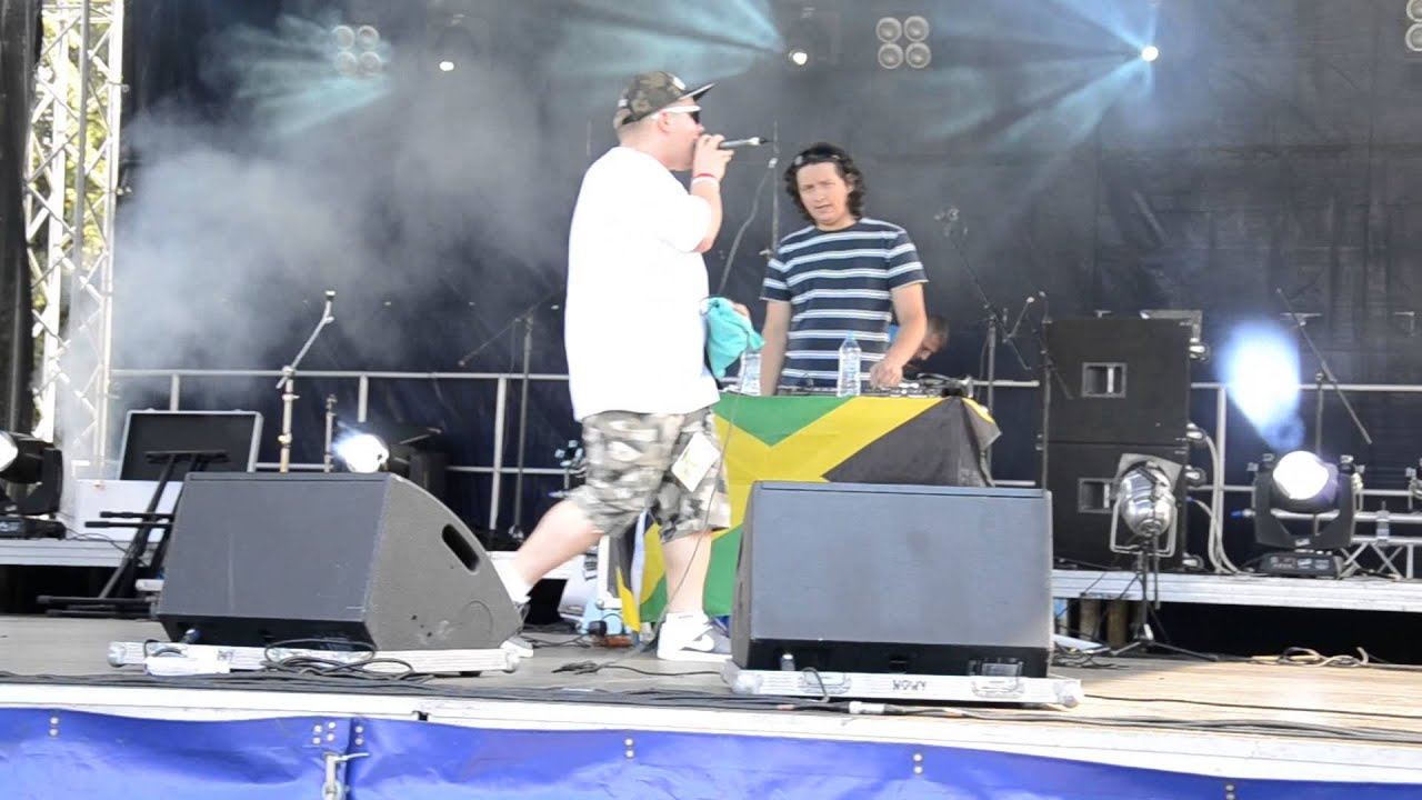 ADRO - Złote reggae na B-Festival