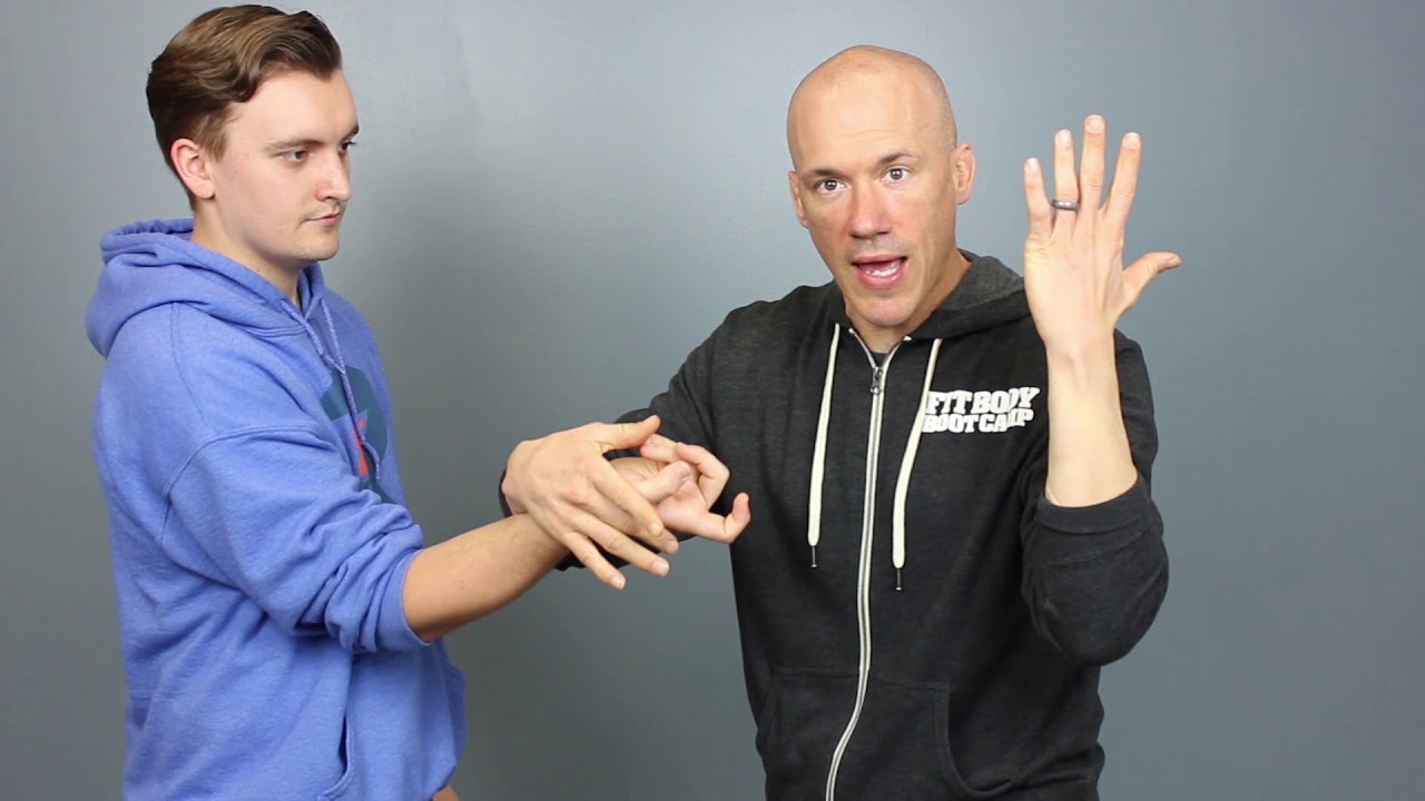 How to escape from a double wrist grab