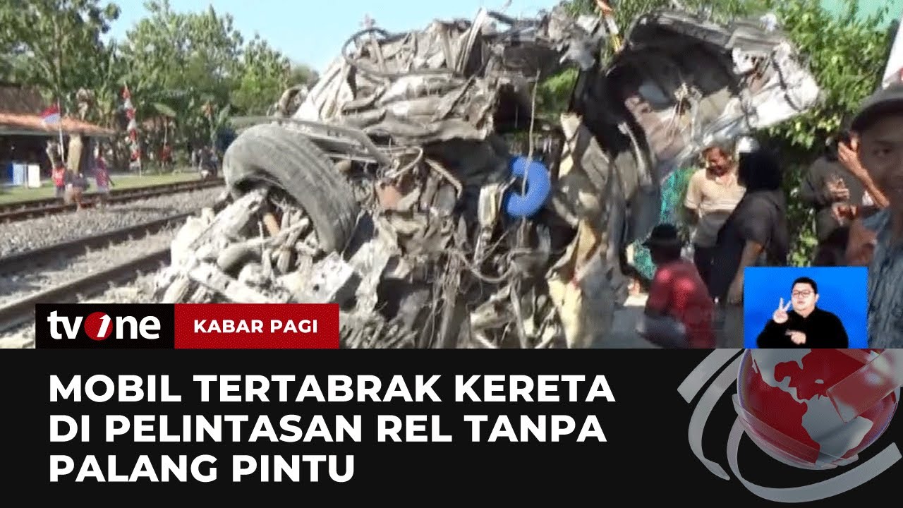 Detik-detik Mobil Tertabrak Kereta hingga Ringsek Parah! | Kabar Pagi tvOne