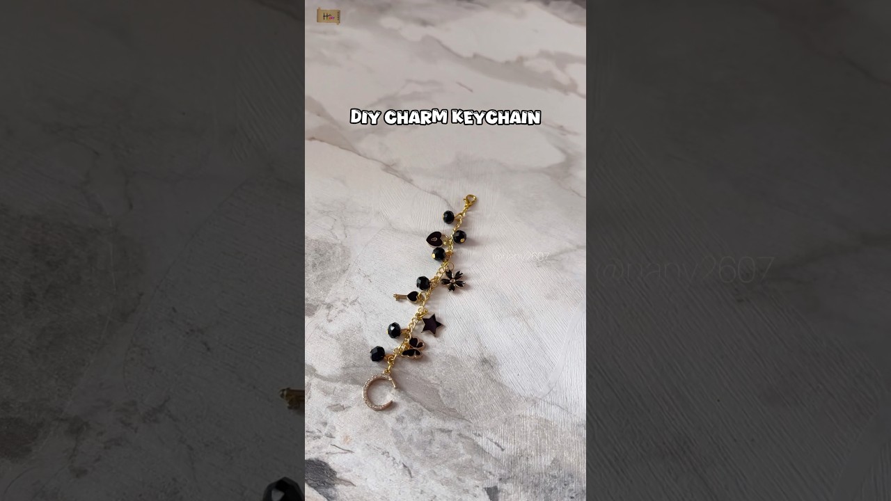 DIY charm keychain 