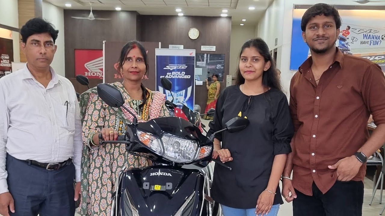 Pari ki Scooty aa gayi🥳🥳// Rakshabandhan Gift for Pari 💐🎊❤️
