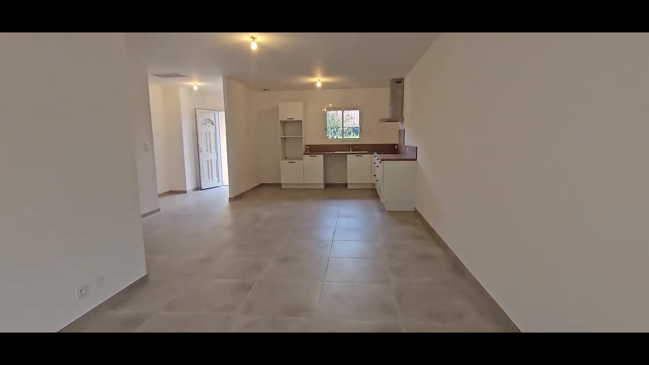 M.1885 / VILLA PLAIN PIED T3 / JARDIN GARAGE CLIMATISATION / ARGELES / AGENCE DE LA GARE