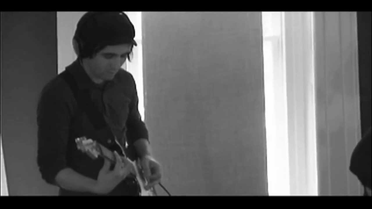 Cotton Jones - Blood Red Sentimental Blues - Halfway House Sessions