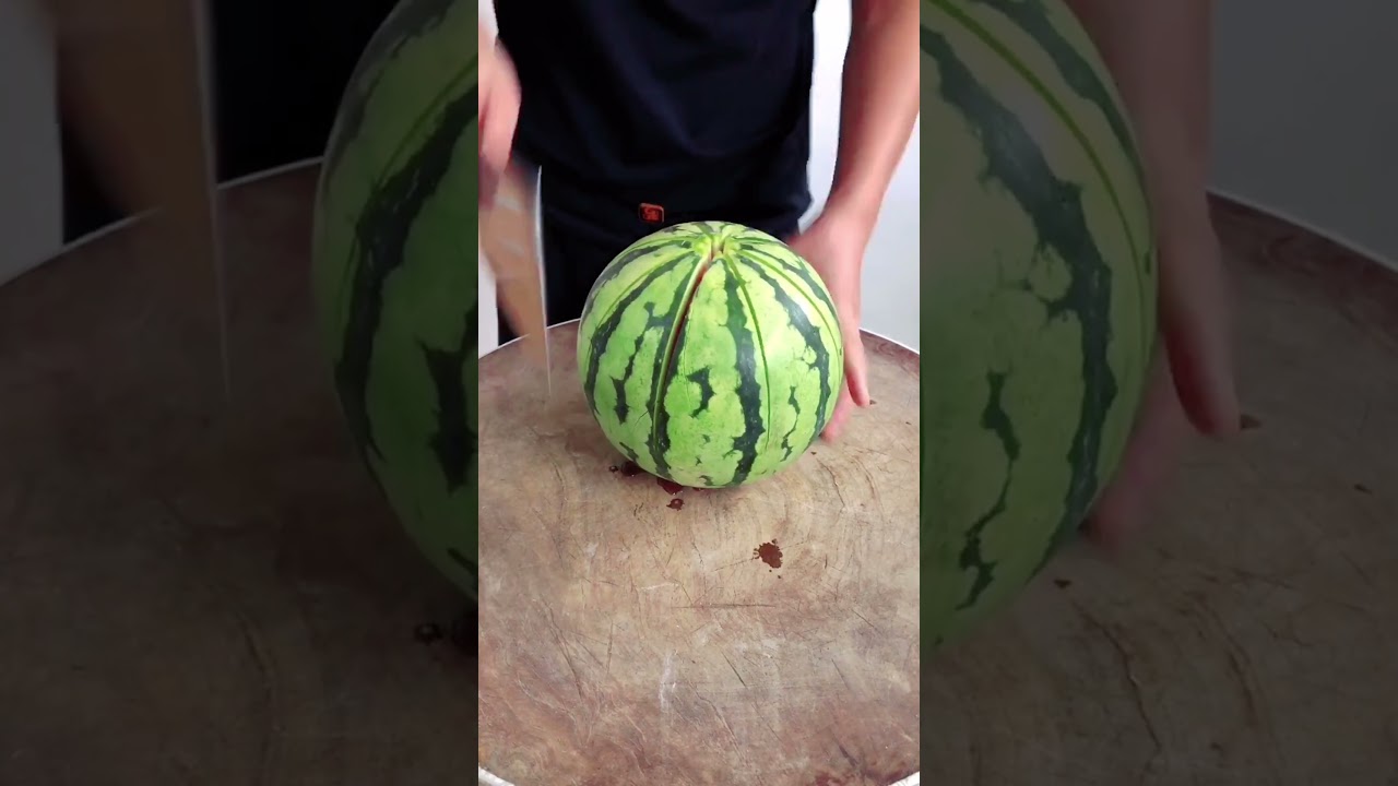 Amazing Watermelon cutting Trick . Chinese style. #shorts #chefsufiyan #chefsufiyan