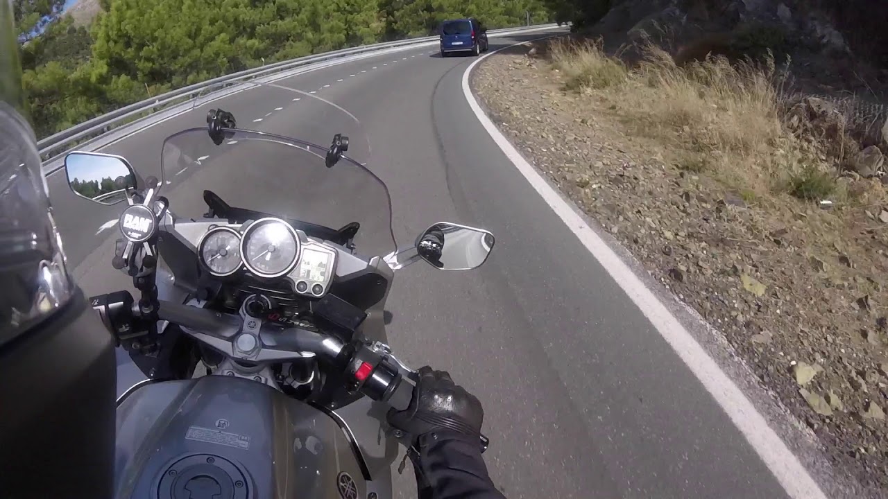 YAMAHA FJR 1300 AS - SUBIDA A RONDA