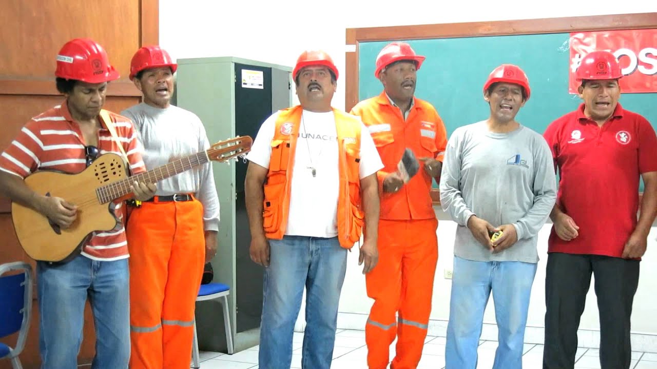El Constructor // Coro de Trabajadores en Construcci&oacute;n Civil del Per&uacute; // 2015